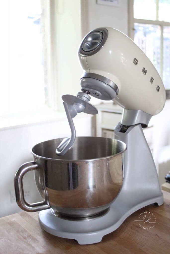 Cream Smeg Stand Mixer - Quick and Easy Pizza Dough Recipe by Life with Holly