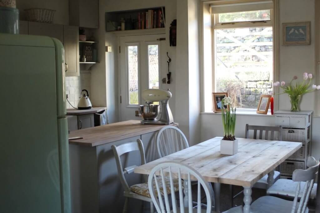 Grey and White Country Kitchen - Scaffold Plank Table Tutorial - Life with Holly