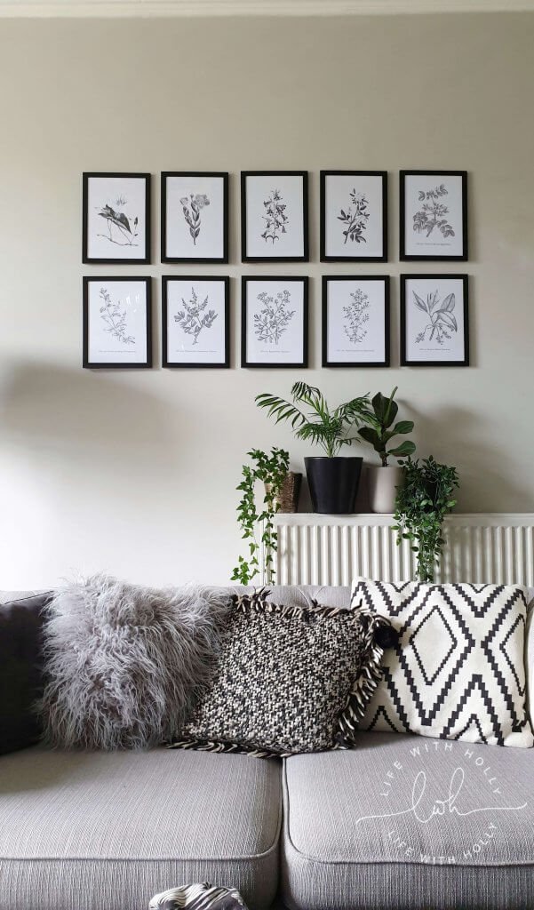 Gallery wall in lounge, black and white, botanical prints, free printable