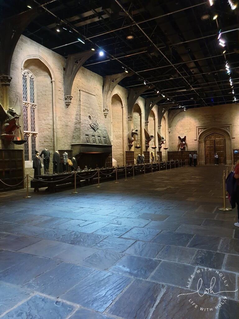 Hogwarts Great Hall Harry-Potter-Studios-Tours-Tips-and-Advice-for-Getting-the-Most-Out-of-Your-Trip-by-Life-with-Holly