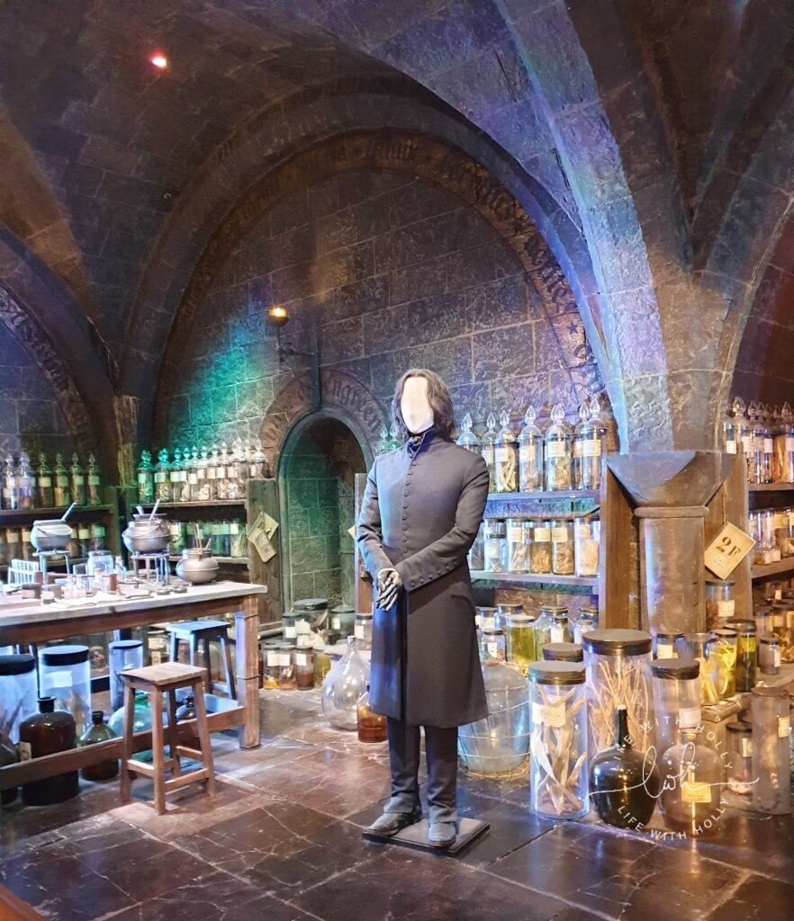 Snape's Potion Classroom Harry-Potter-Studios-Tours-Tips-and-Advice-for-Getting-the-Most-Out-of-Your-Trip-by-Life-with-Holly