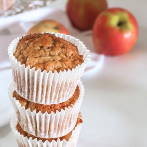 apple and cinnamon muffins