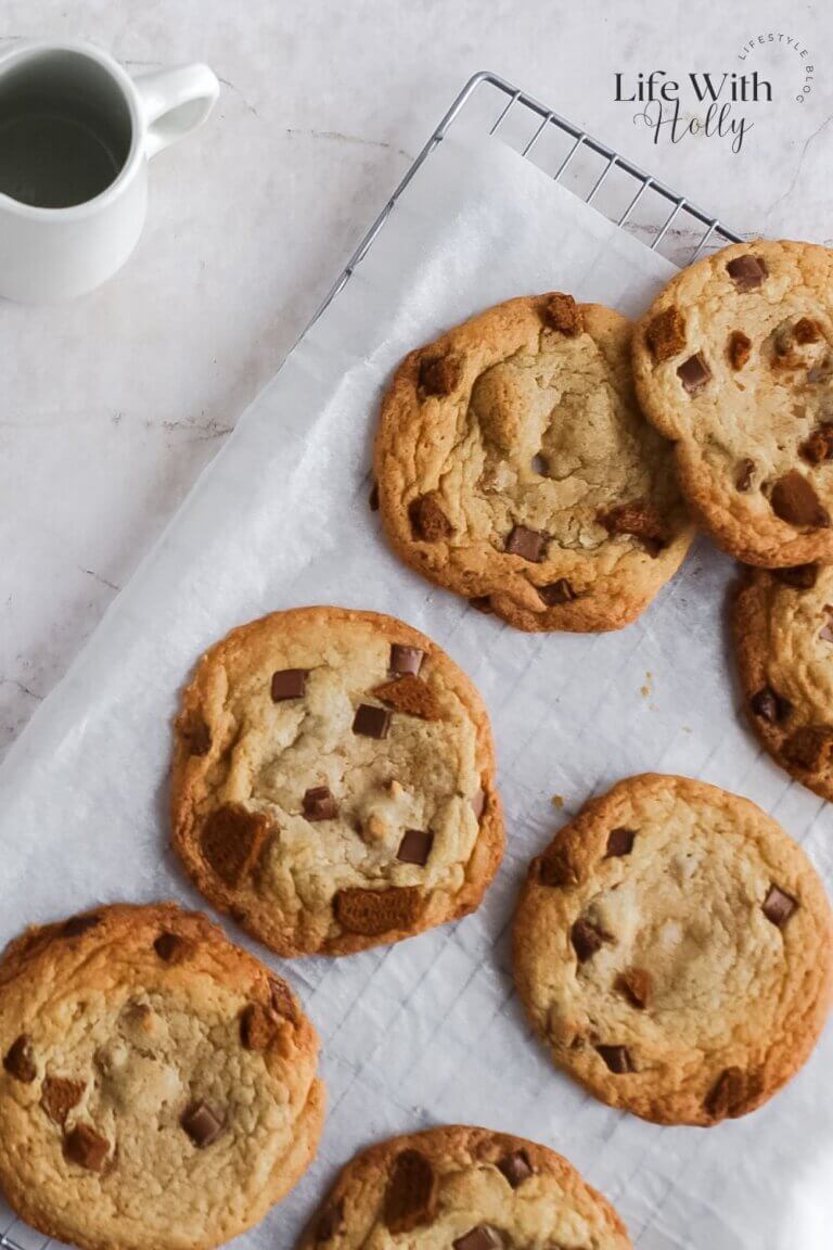 Lotus Biscoff Cookies with Chocolate Chips