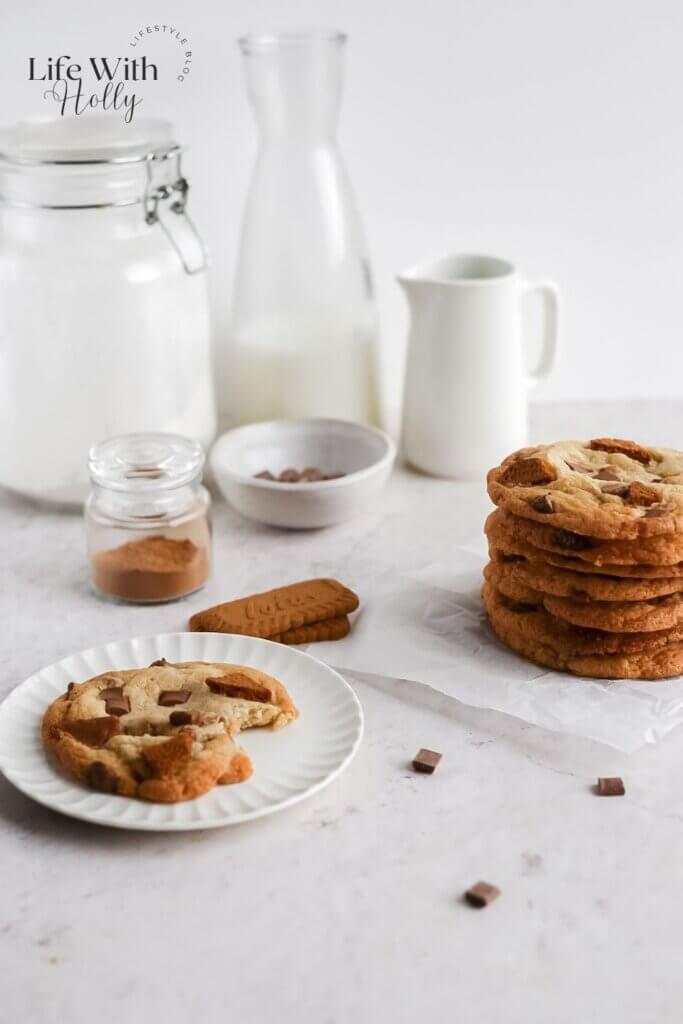 Lotus Biscoff Cookies with Chocolate Chips