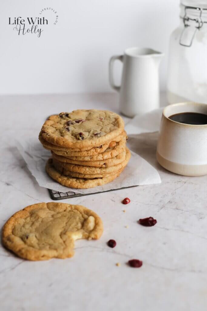 white chocolate cranberry cookies
