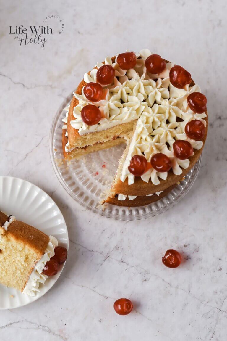 Cherry Bakewell Cake