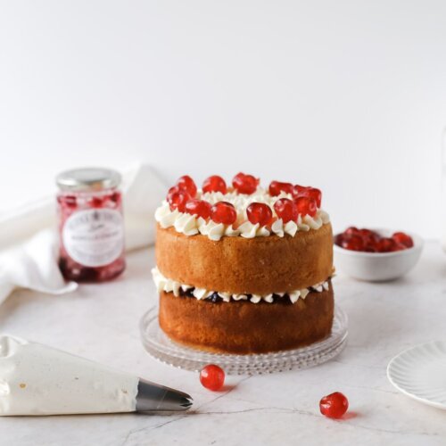 Cherry Bakewell Cake