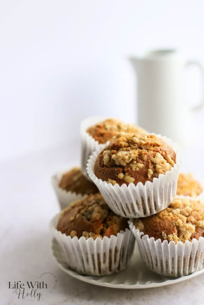 Spiced pumpkin streusel muffins