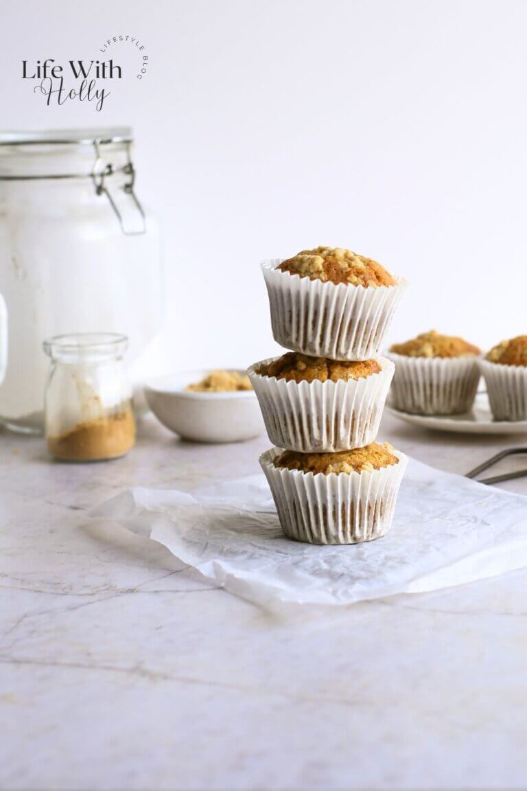 Spiced pumpkin streusel muffins