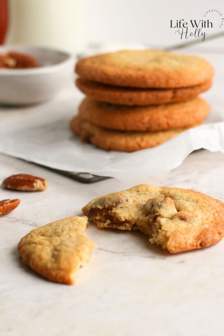 Maple pecan cookies