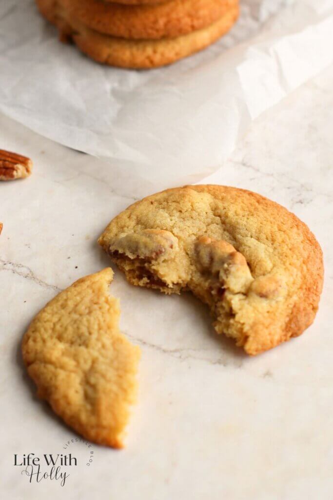 Maple pecan cookies