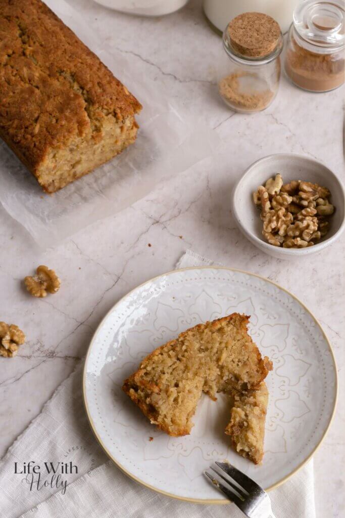 Spiced apple and parsnip cake