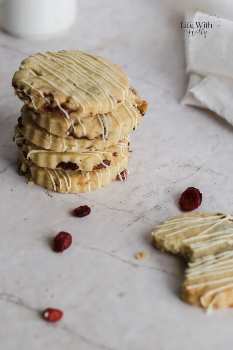 Cranberry white chocolate shortbread