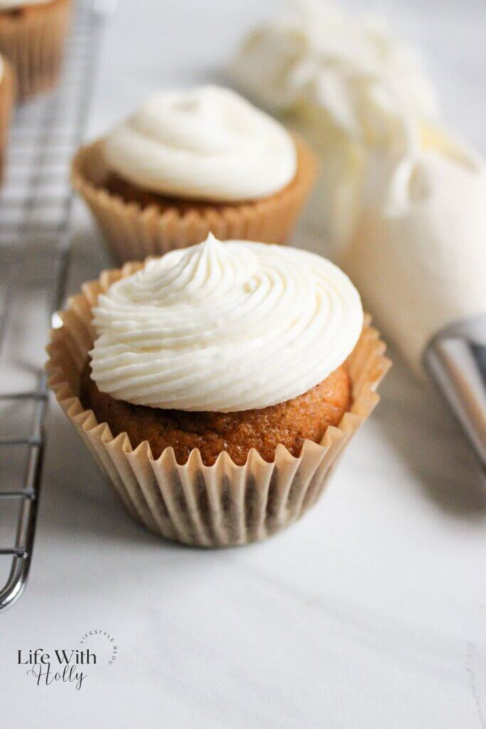 Pumpkin spice cupcakes