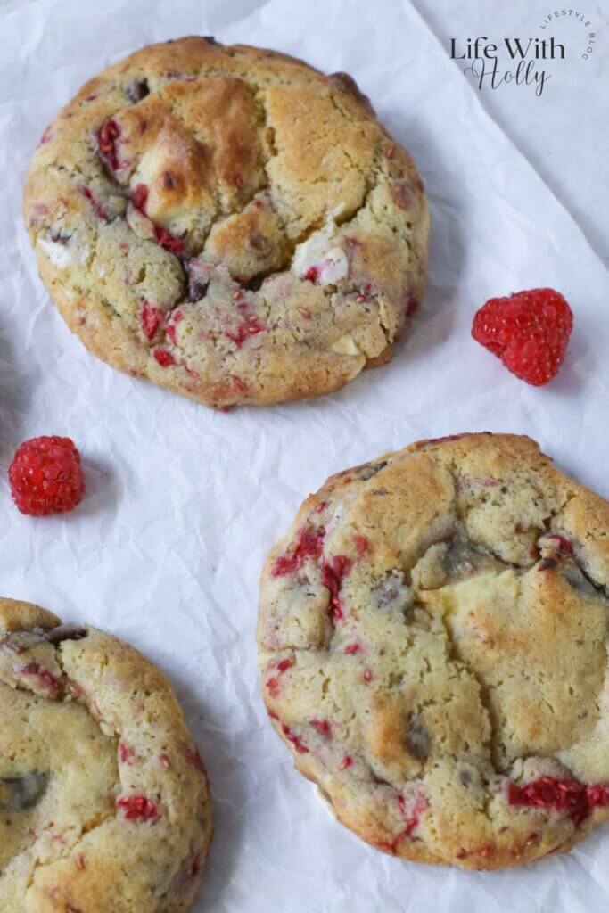 Raspberry Cheesecake Cookies
