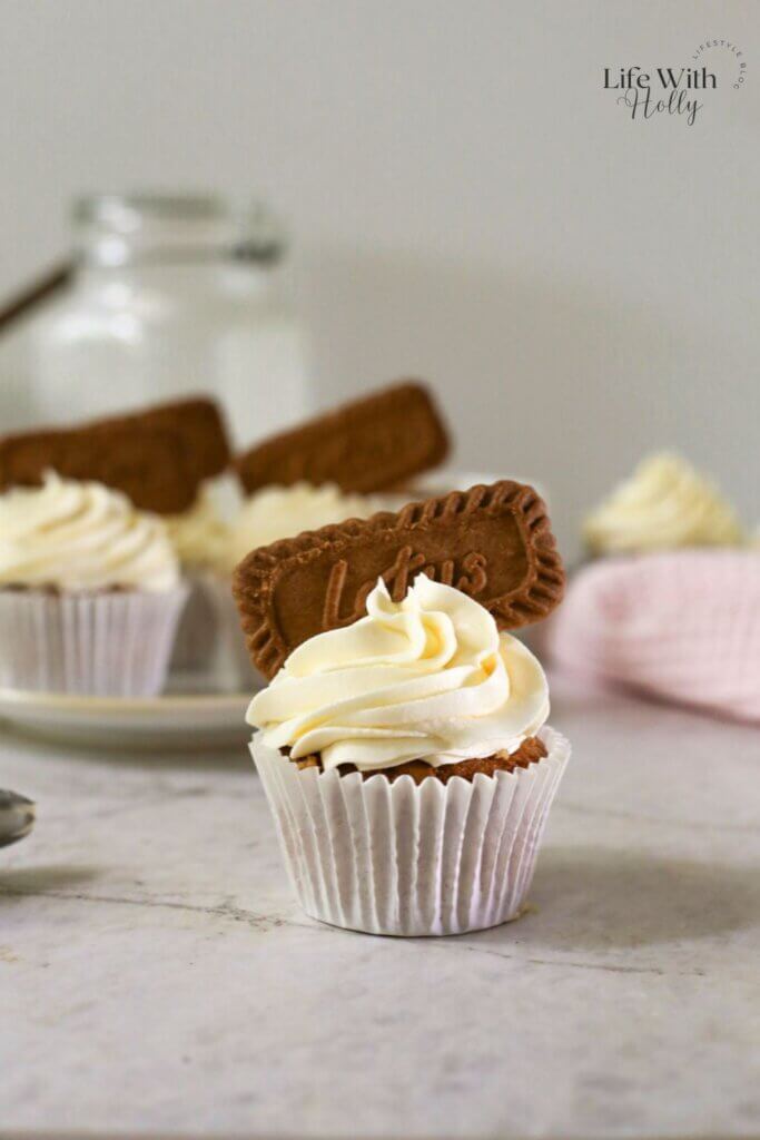 Easy Biscoff Cupcakes Recipe