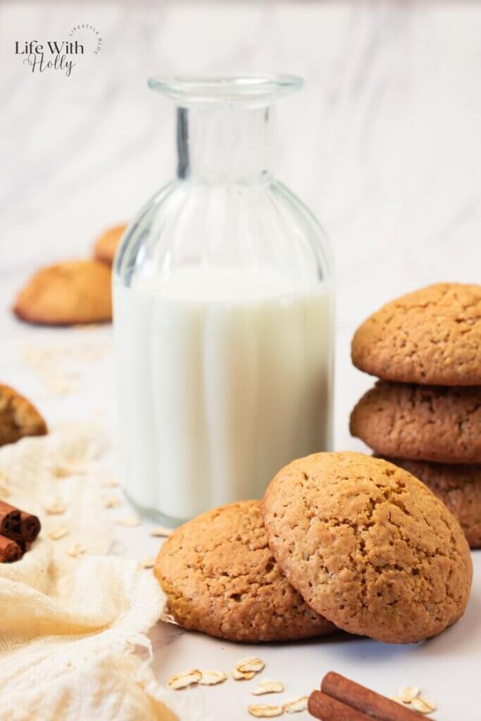 Chewy Oatmeal Cookies