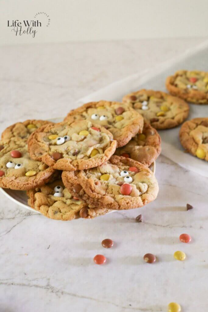 Easy Halloween Monster Cookies With Reese's Pieces