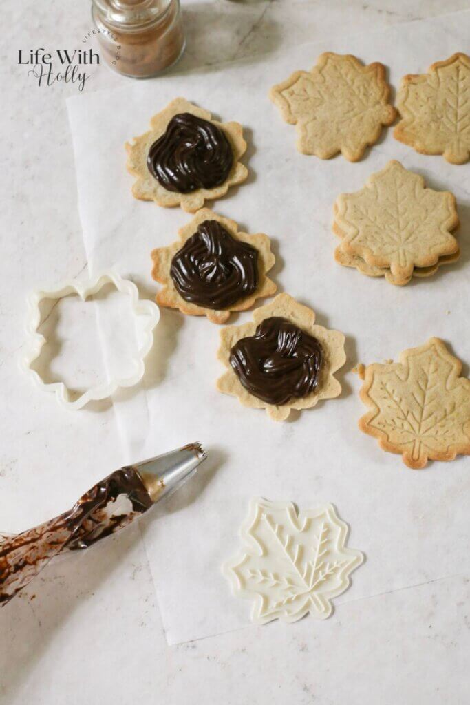 Pumpkin Spice Latte Sandwich Cookies