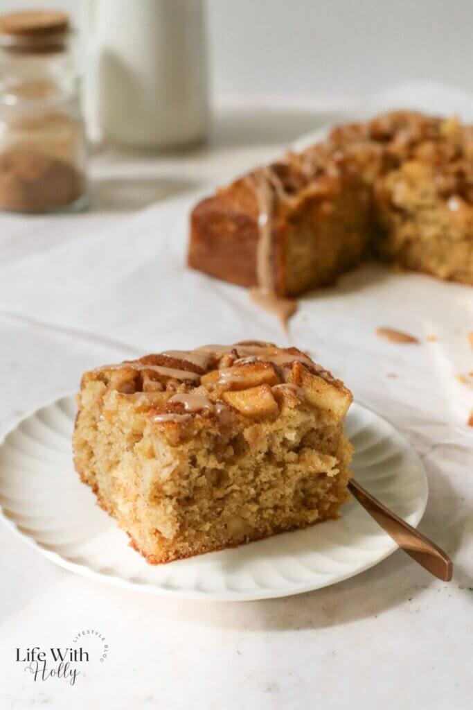 Autumn Apple Pie Snack Cake