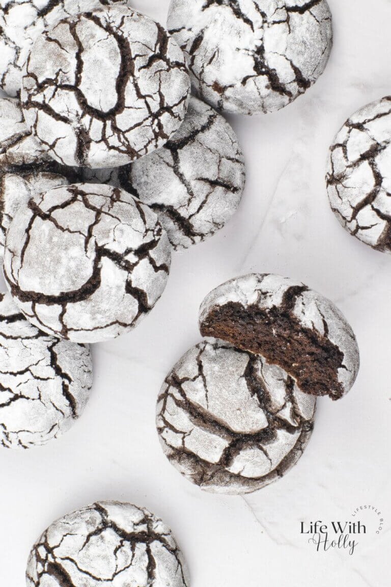 Chocolate Crinkle Cookies