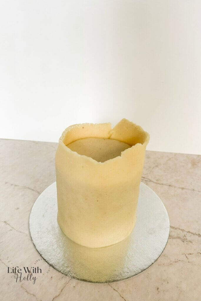 How to marzipan a fruit cake