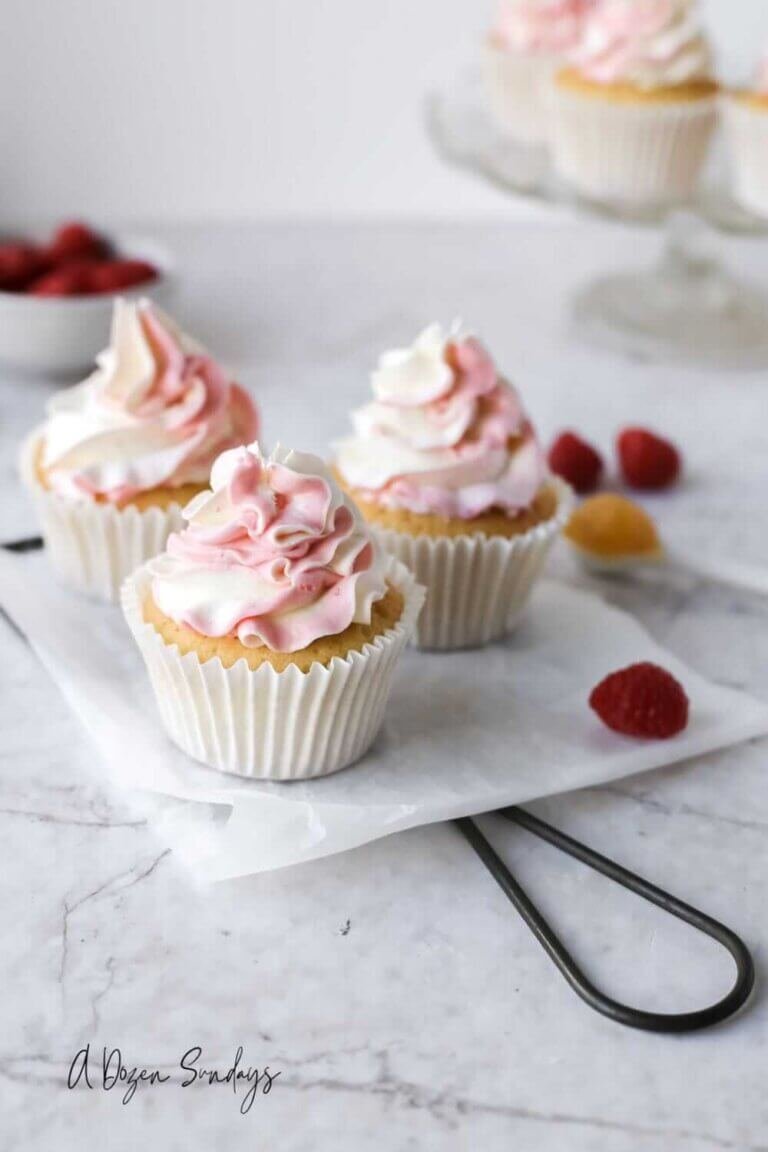 Lemon and Raspberry Cupcakes