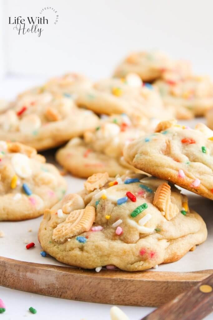 Funfetti stuffed cookies