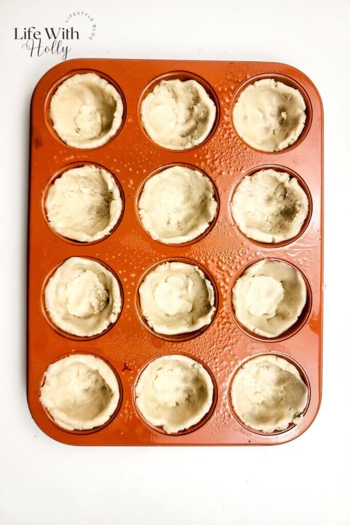 Cookie cups ready to bake